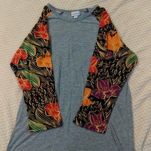 LuLaRoe Randy tee